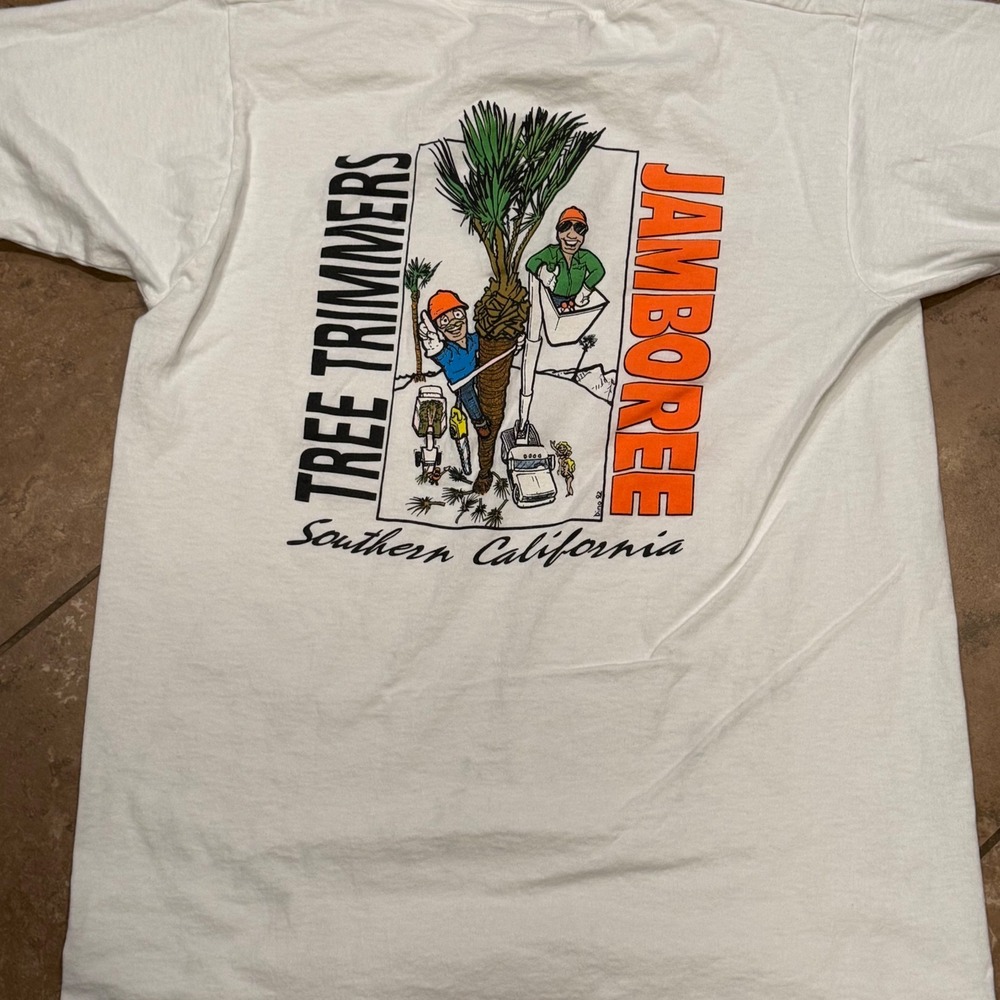 Vintage Single Stitch Tree Trimmers Jamboree Pocket T-Shirt White Medium USA